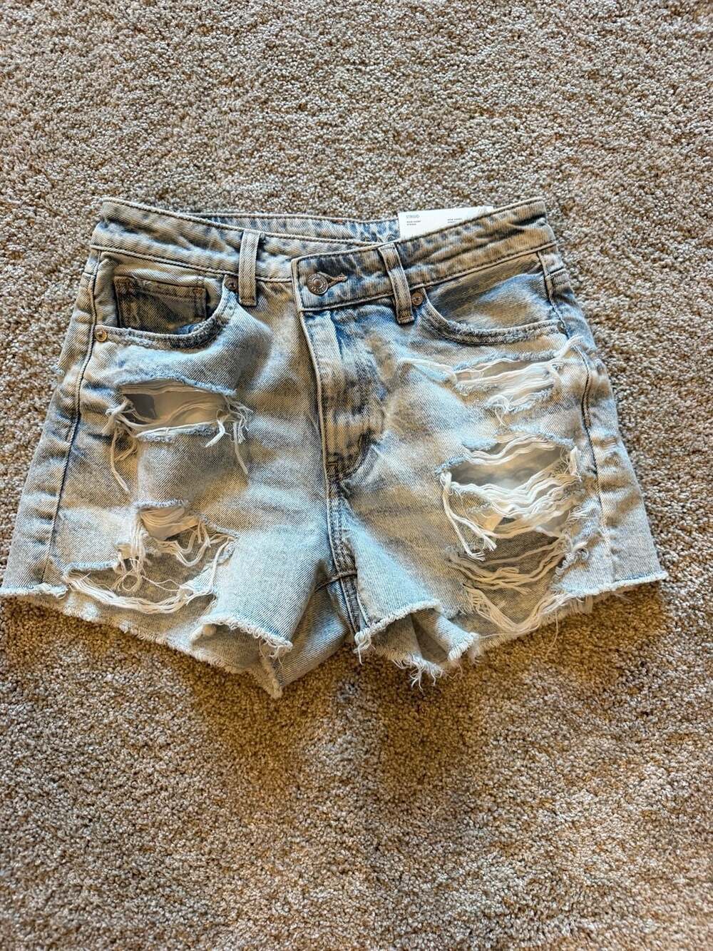 American Eagle Super High Rise Distressed Mom Short Strigid Size 0 NWT